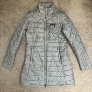 Patagonia coat Radalie Insulated Parka - puffer jacket Women's silver/grey